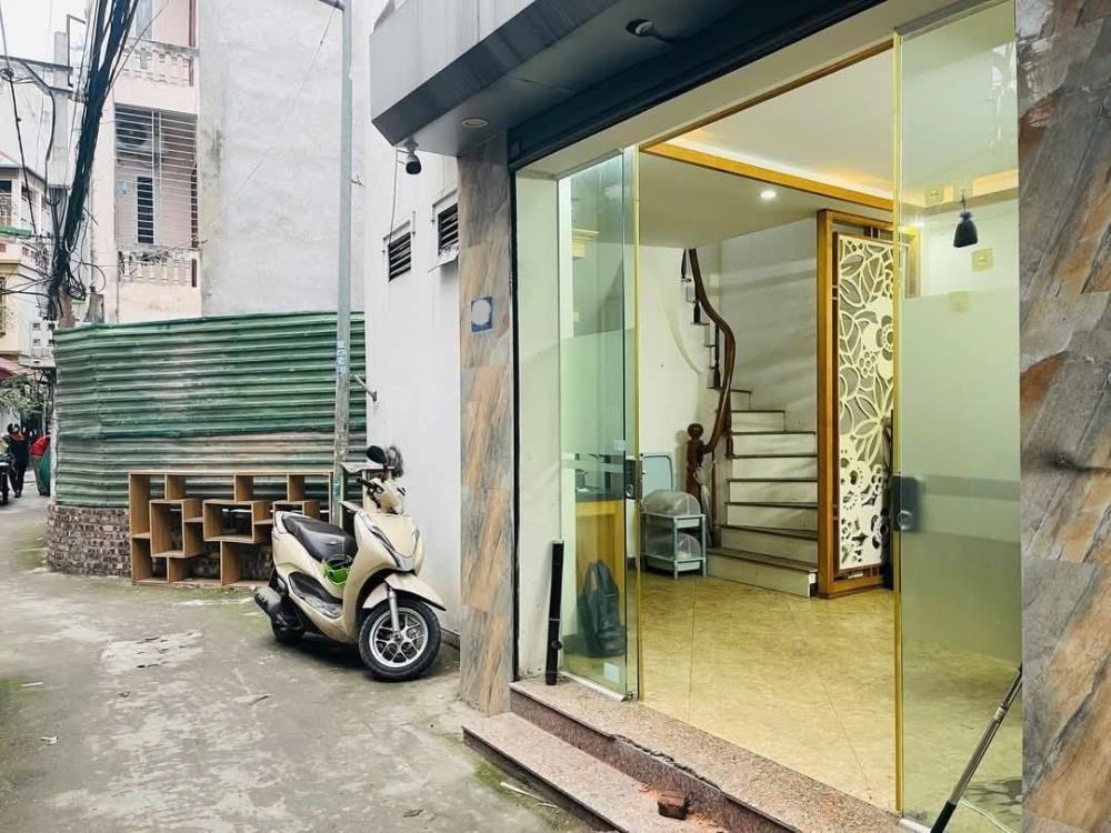 Nhà Đẹp Cầu Giấy - Trần Thái Tông - 30m2 - 5 Tầng - 7.4 Tỷ