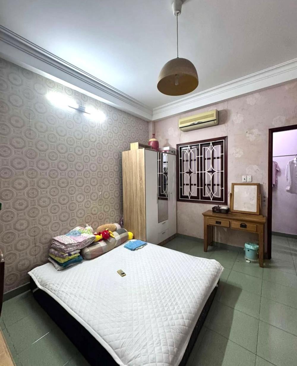 Gấp bán nhà Nguyễn Văn Đậu 97m2, 4 tầng, 14.7 tỷ - Vị trí đắc địa