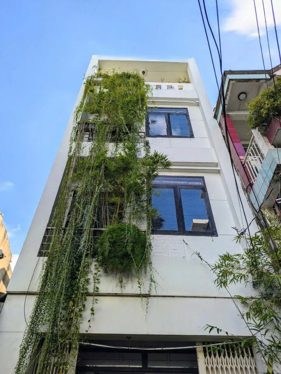 Bán nhà 45m² Tô Hiến Thành, Quận 10 - 5.8 tỷ, HXH, 4PN, Full tiện nghi