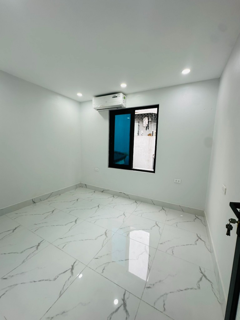 Nhà đẹp Vĩnh Hưng, Lĩnh Nam - Giá mềm, 30m² - Ngõ thông 3 gác