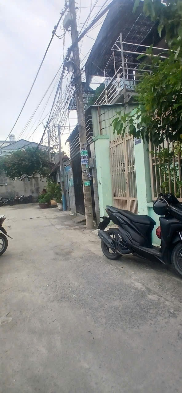 Bán nhà SHR mặt tiền kinh doanh Hóc Môn - 132m² - 2.19 tỷ