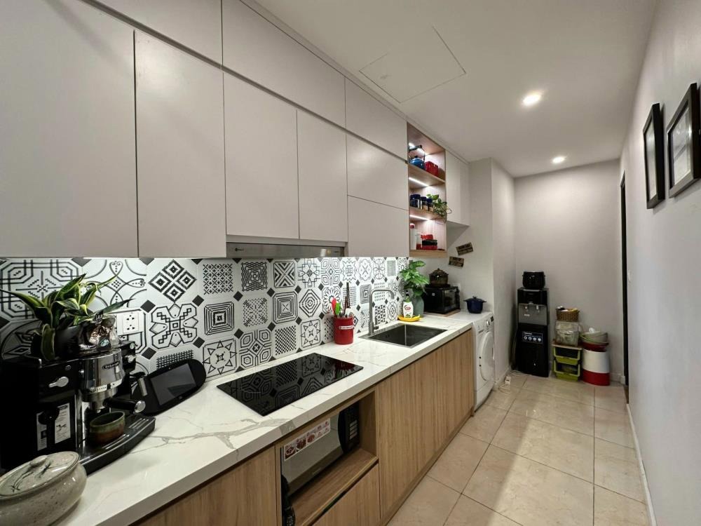 Bán Căn Hộ 2PN Vinhomes D Capitale View Hồ - Giá Chỉ 100tr/m2