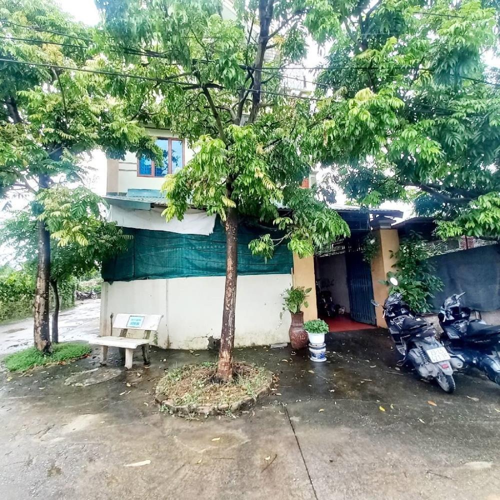 Bán nhà 80m2, 3 Tầng, Lô Góc - Giá 12.6 Tỷ - Vị Trí Đắc Địa