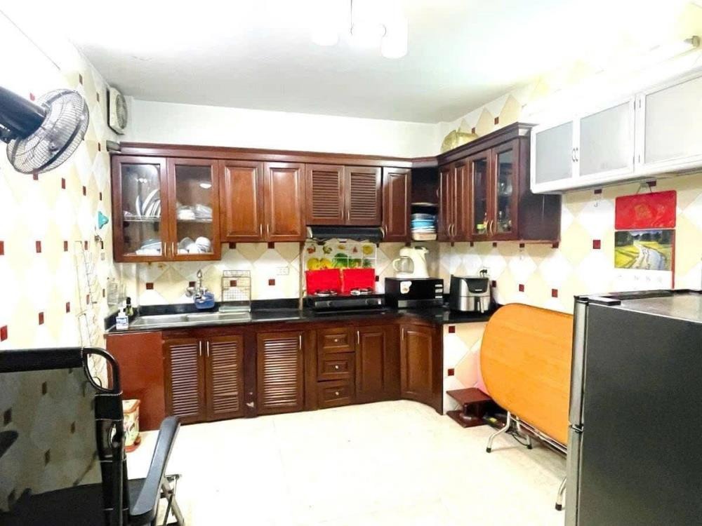 Bán nhà 5 tầng, 3 ngủ, ngõ 252 Tây Sơn, Đống Đa - 6.5 tỷ