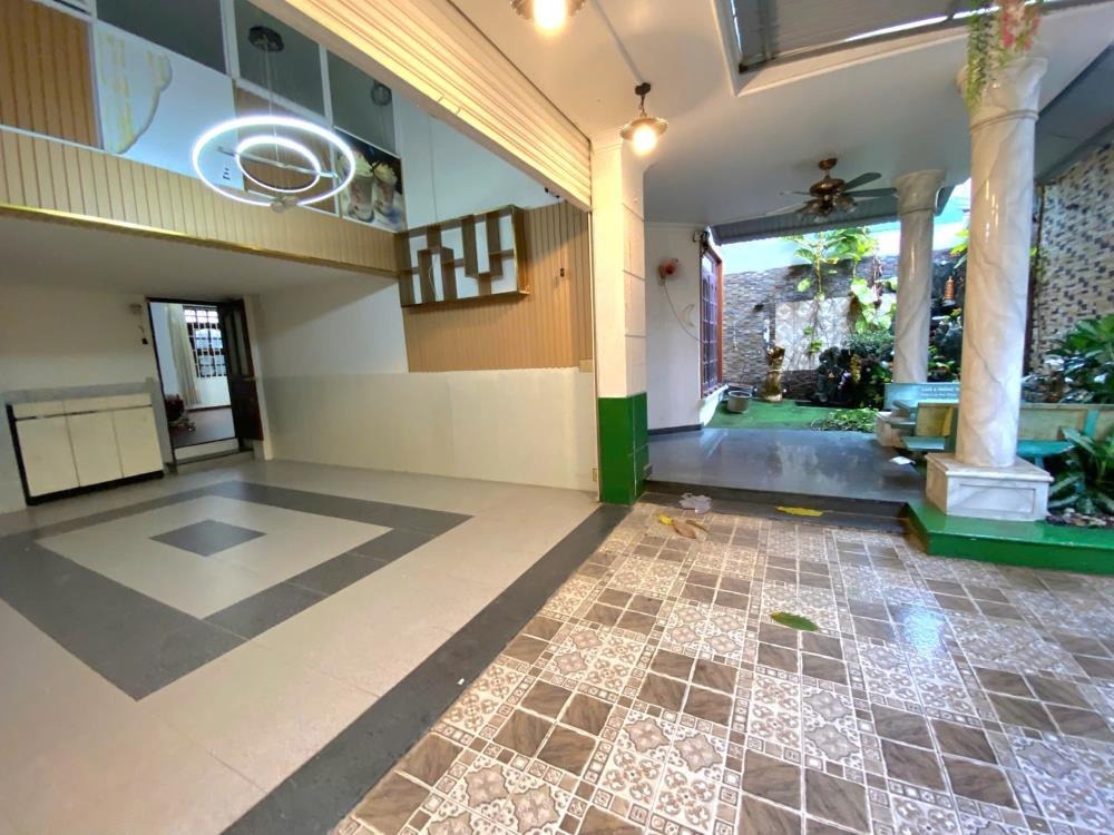 Bán Biệt Thự Mặt Tiền Quận 12 - Vị Trí Đẹp, Giá Tốt