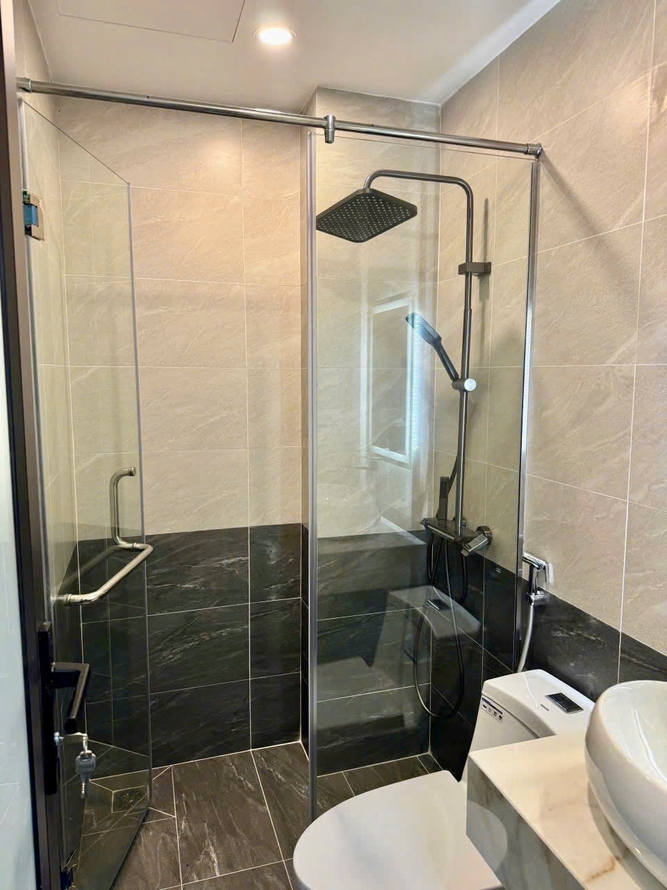 Bán Nhà Dòng Tiền 6 Tầng Cổ Nhuế: 52.5m², 12.5 Tỷ - Đầu Tư Vừa Ở Vừa Cho Thuê