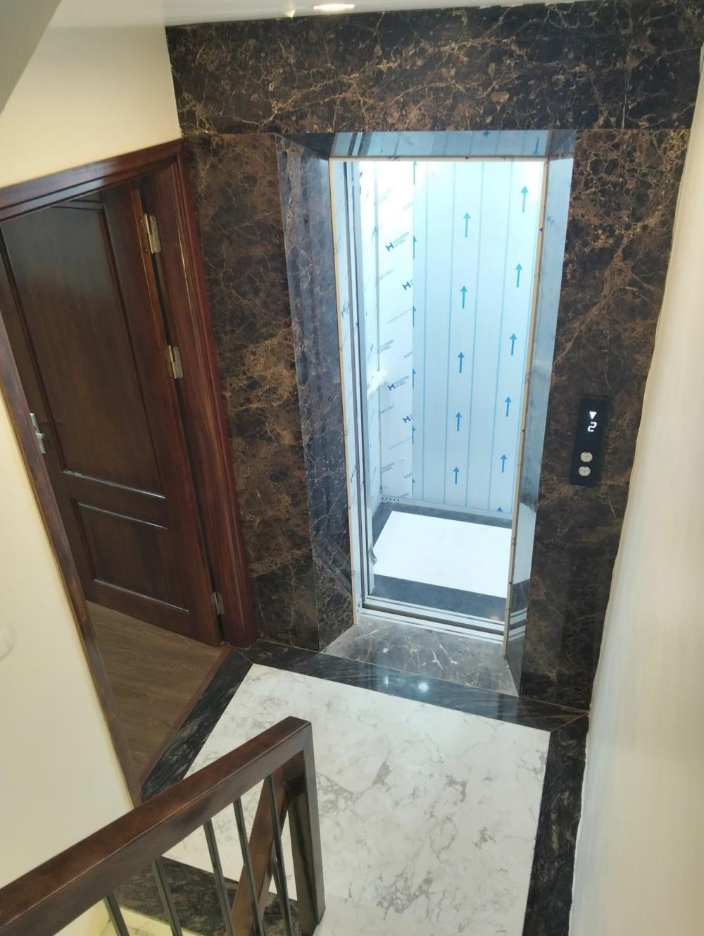 Bán nhà phố Lê Trọng Tấn, Thanh Xuân: 6 tầng, thang máy, nội thất đẹp, giá 12.5 tỷ