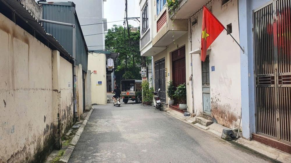 Bán nhà Khu ĐK Yên Viên, Gia Lâm: 4 Tầng, Giá Rẻ, Đẹp, Pháp Lý Sổ Đỏ