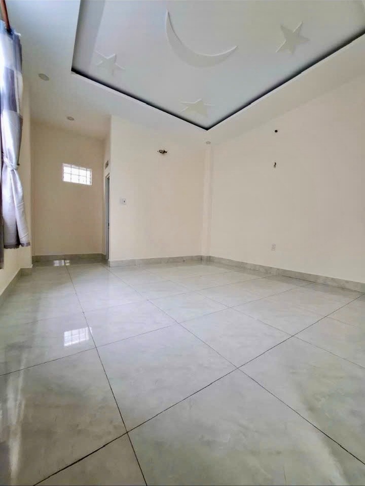 Cho Thuê Nhà Nguyên Căn Bình Tân - 6PN, Xe Hơi, Giá 18TR