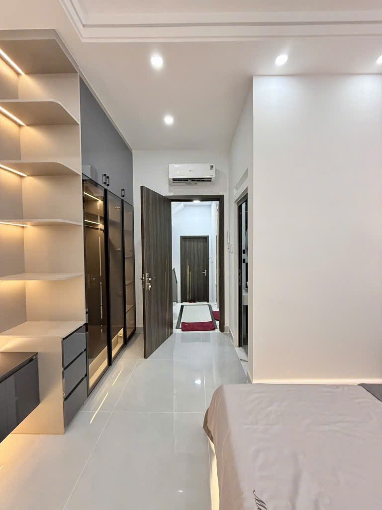 Bán nhà đường CMT8, P5, Q.Tân Bình: 2 phòng ngủ, 88m2, 7 tỷ