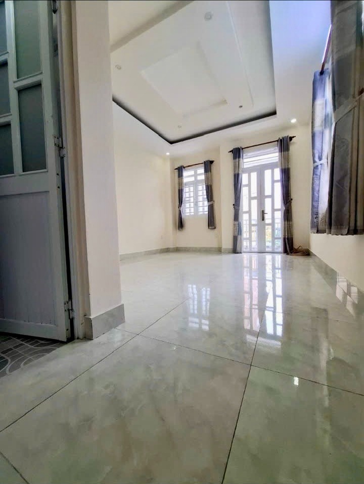 Cho Thuê Nhà Nguyên Căn Bình Tân - 6PN, Xe Hơi, Giá 18TR