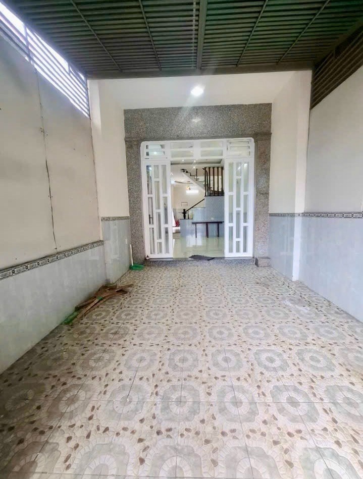 Cho Thuê Nhà Nguyên Căn Bình Tân - 6PN, Xe Hơi, Giá 18TR