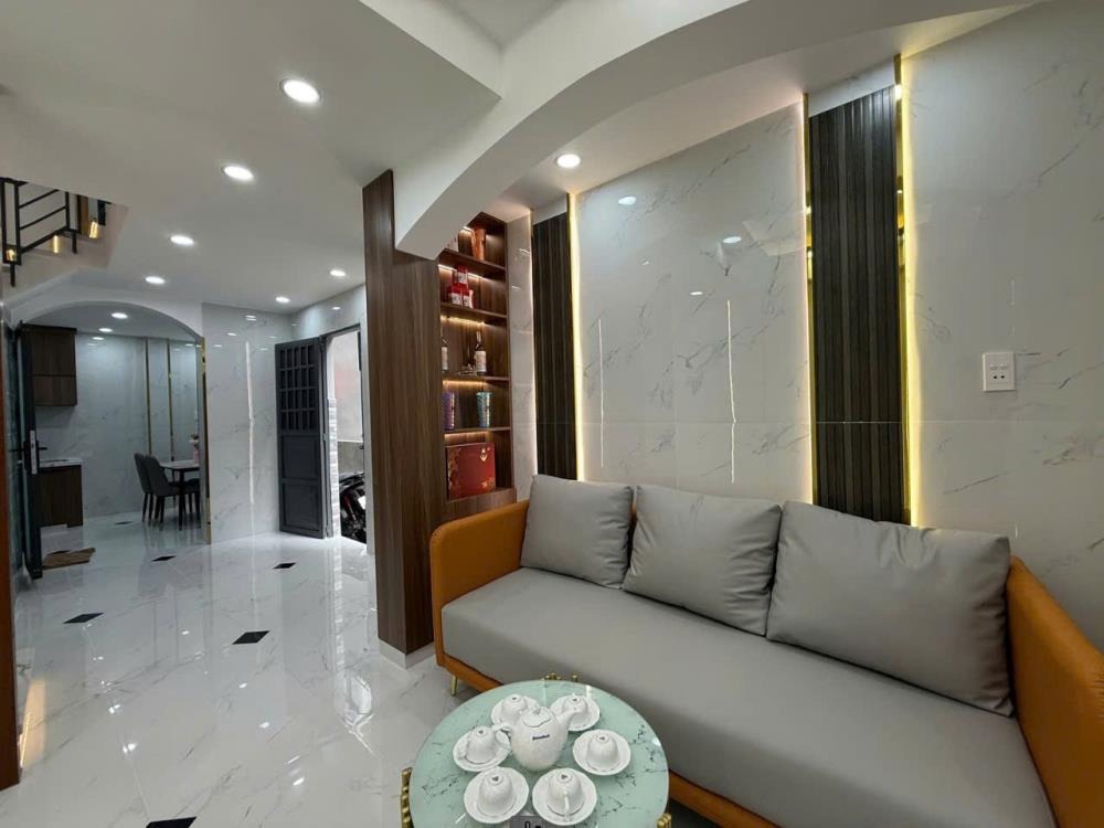 Nhà phố Quận 3: 40m2, 5 Tầng, 5PN, Giá 6.8 tỷ - Chiến Nhà Phố