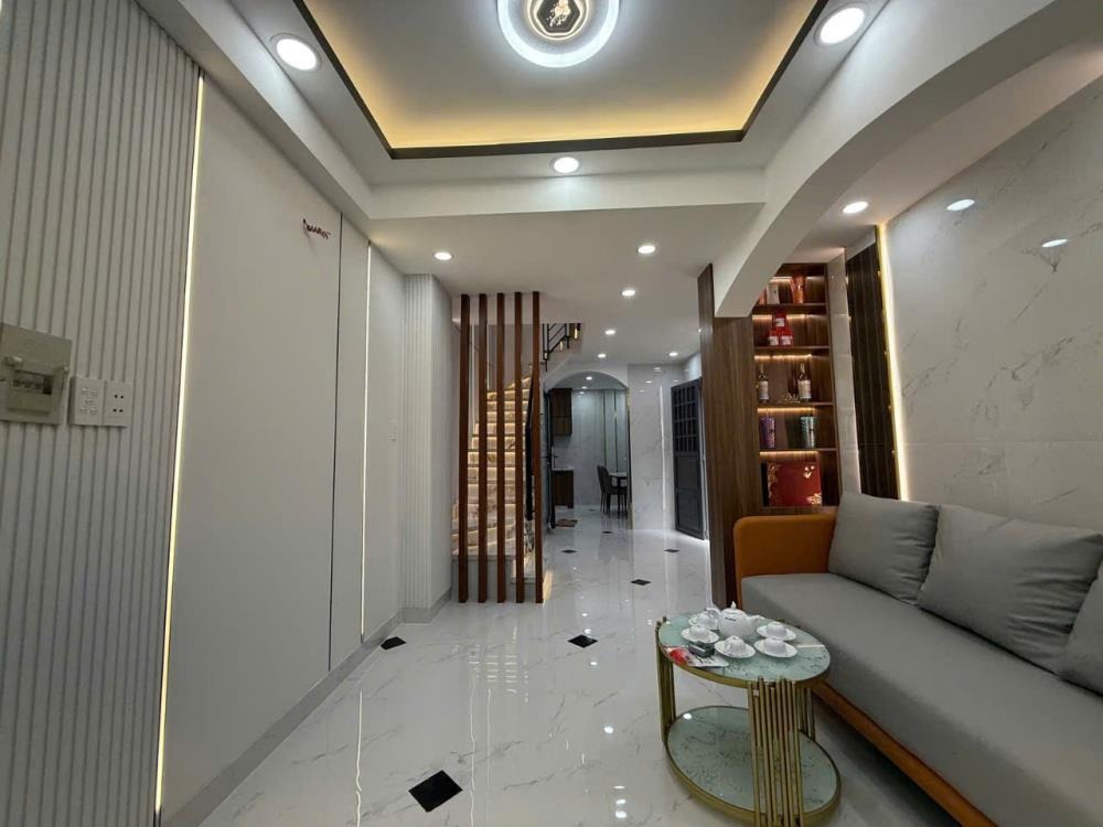Nhà phố Quận 3: 40m2, 5 Tầng, 5PN, Giá 6.8 tỷ - Chiến Nhà Phố