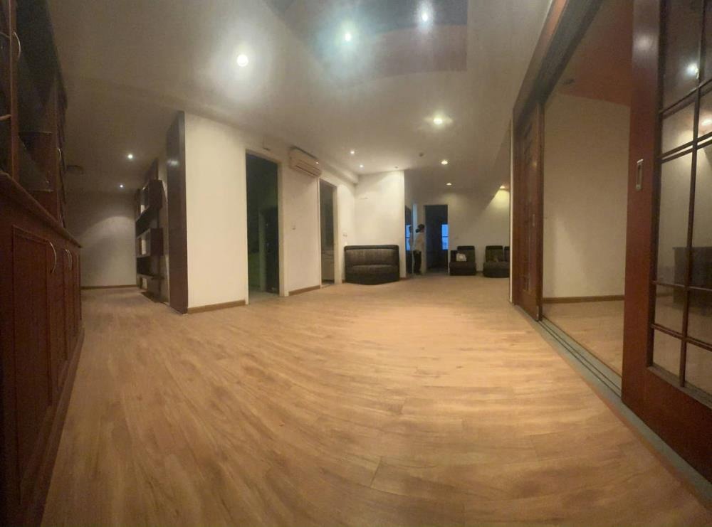 Bán căn hộ 4 ngủ cao cấp Ciputra: Giá chỉ 16.5 tỷ, view đẹp, tiện ích đầy đủ