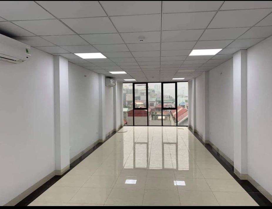 Tòa Văn Phòng Mặt Phố Hoàng Văn Thái: Dòng Tiền Ổn Định, Nở Hậu Đẹp
