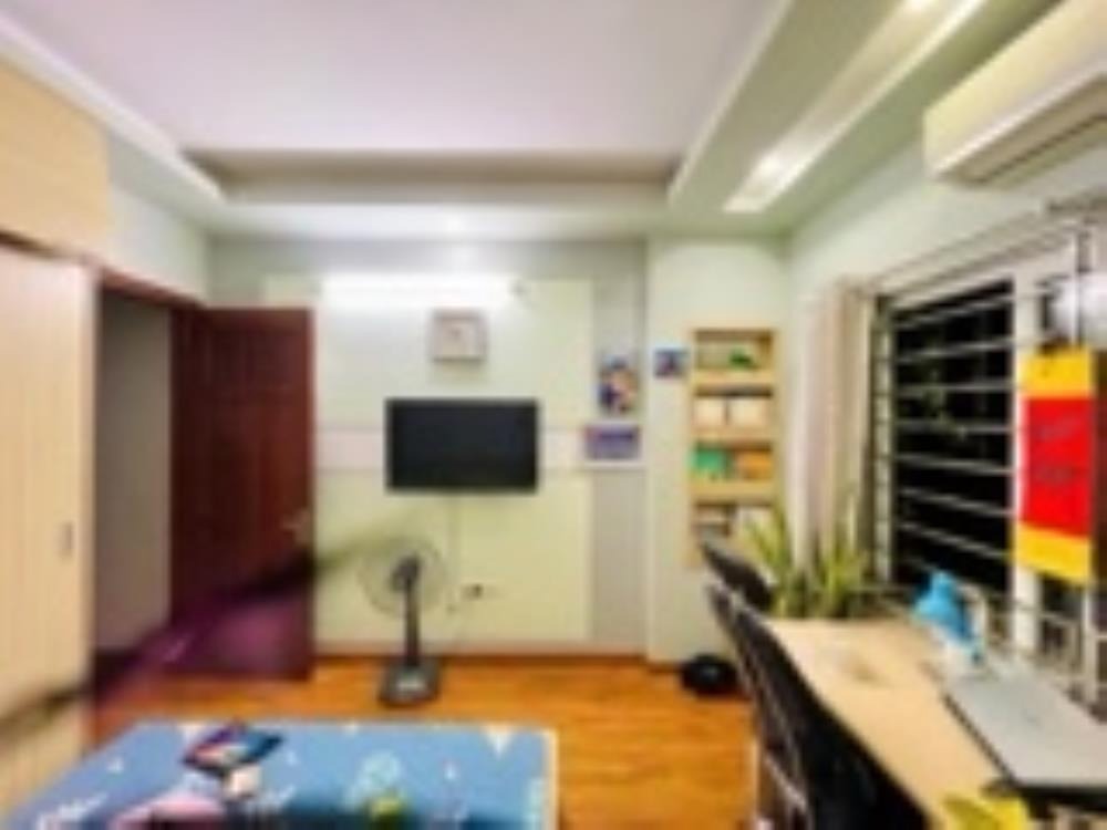 Bán nhà đẹp, nội thất cao cấp tại Cầu Giấy - Giá tốt nhất