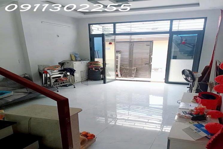 NHÀ 2 TẦNG 50M2  HẺM Ô TÔ  NGAY NGÃ TƯ THỦ ĐỨC  5.3 TỶ