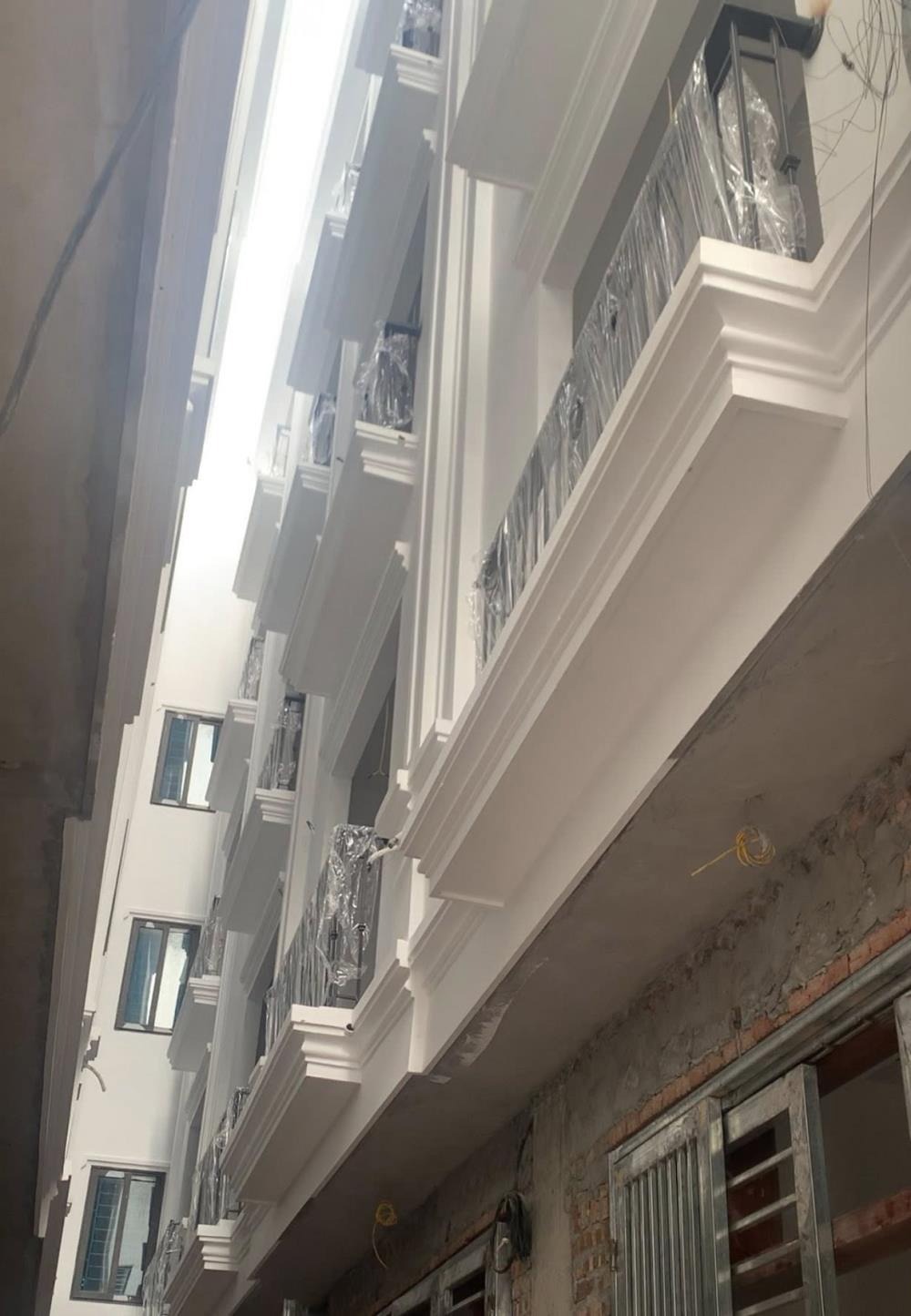 Nhà Mới Tinh Tây Hồ - Giá Từ 7.5 Tỷ - Pháp Lý Rõ Ràng