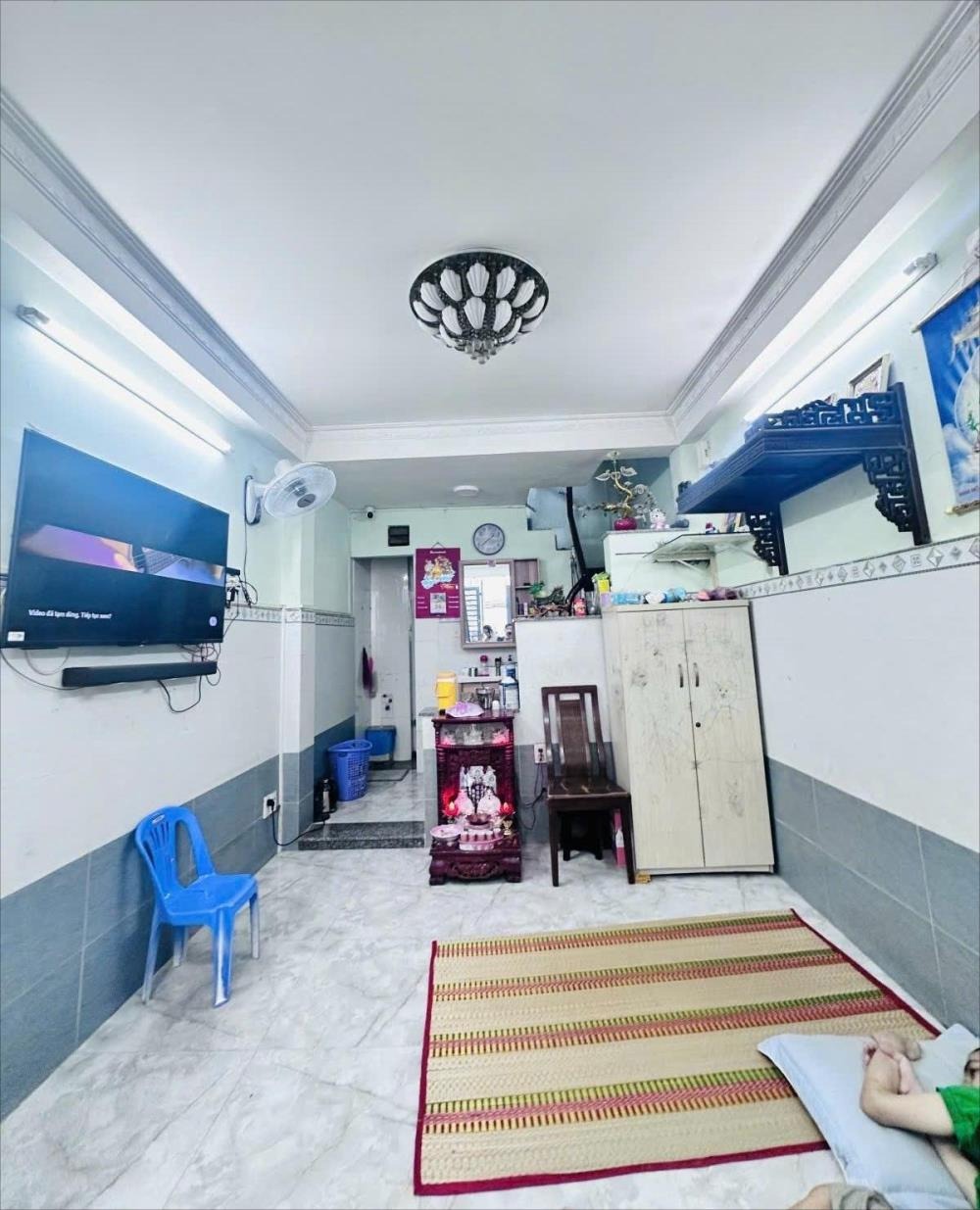 Nhà Phố Quận 10 - 5 Tầng, 4 PN, Giá 6 Tỷ - Vị Trí Đắc Địa
