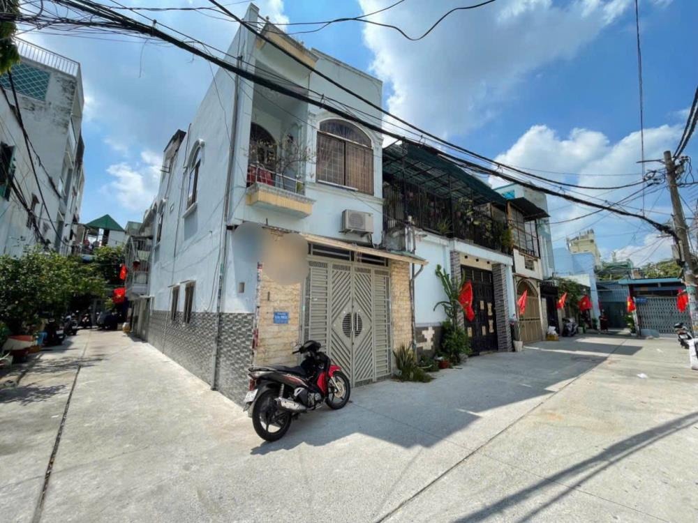 Bán nhà Tân Phú: 57m2, 2 Mặt Hẻm, Giá 6.2 Tỷ - Pháp Lý Sổ Hồng
