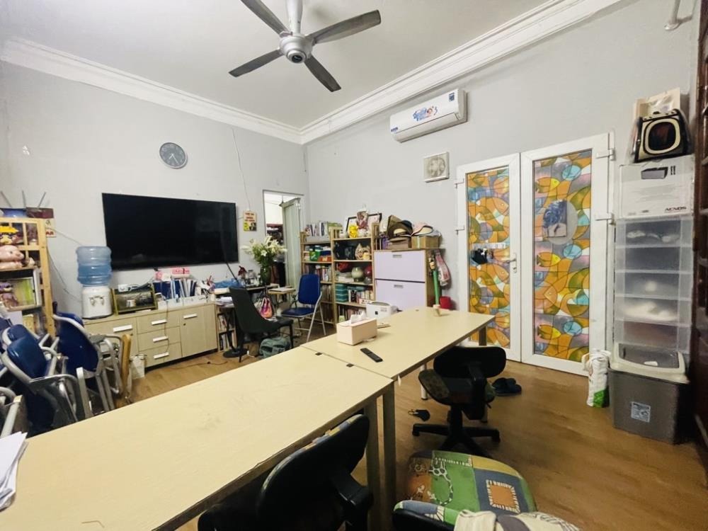 Bán Gấp Nhà Mặt Phố Mỹ Đình - 106.8m² - Vị Trí Đắc Địa - Giá Tốt