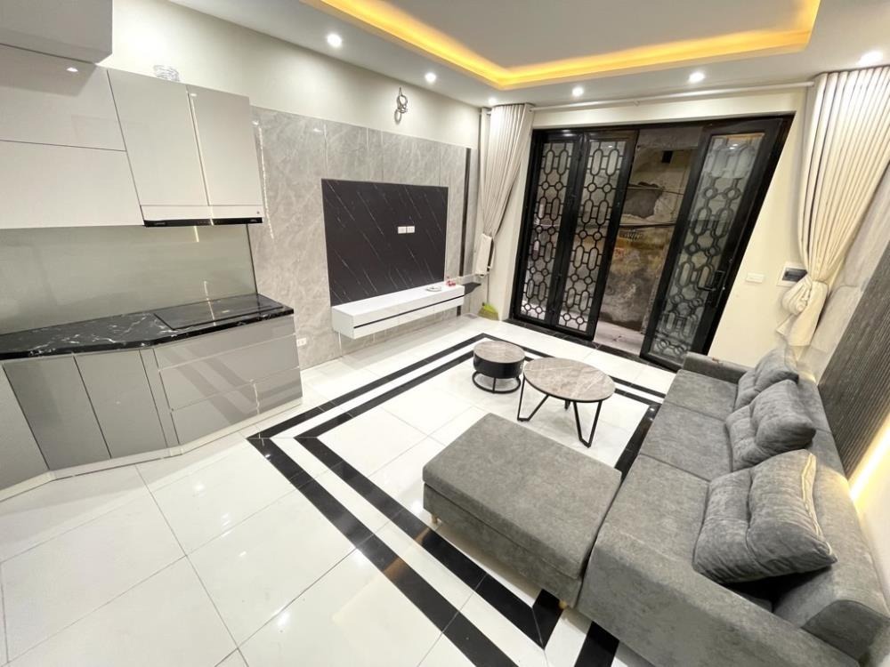 Bán Nhà Đẹp Ba Đình: 4 Tầng, Mặt Tiền Rộng, Giá Tốt
