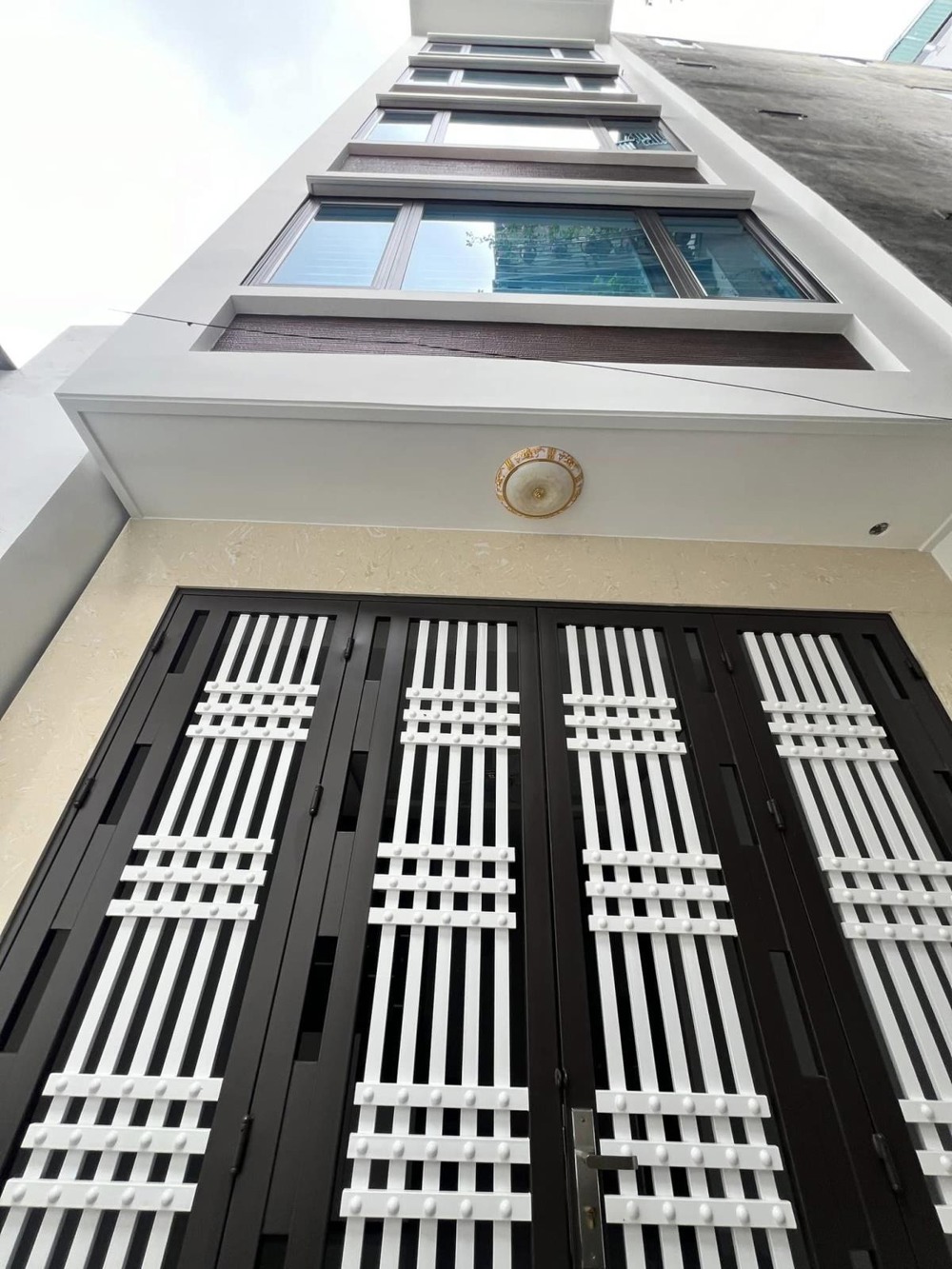 Nhà Mỹ Đình 6 Tầng, Gần Mặt Phố, Ô Tô Đỗ - Giá Chỉ 6.8 Tỷ