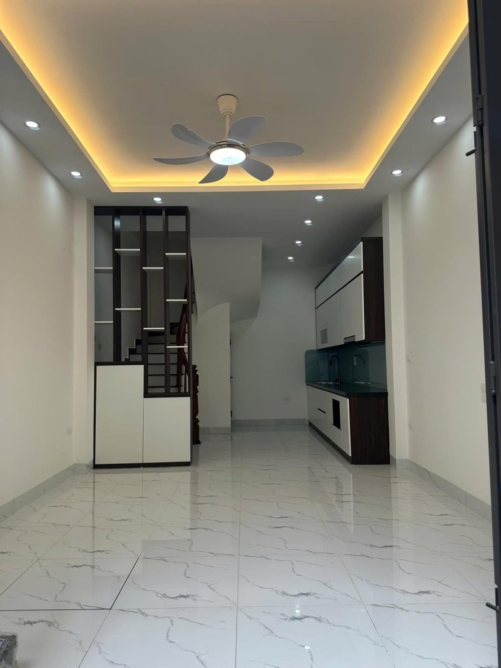 Nhà Mỹ Đình 6 Tầng, Gần Mặt Phố, Ô Tô Đỗ - Giá Chỉ 6.8 Tỷ