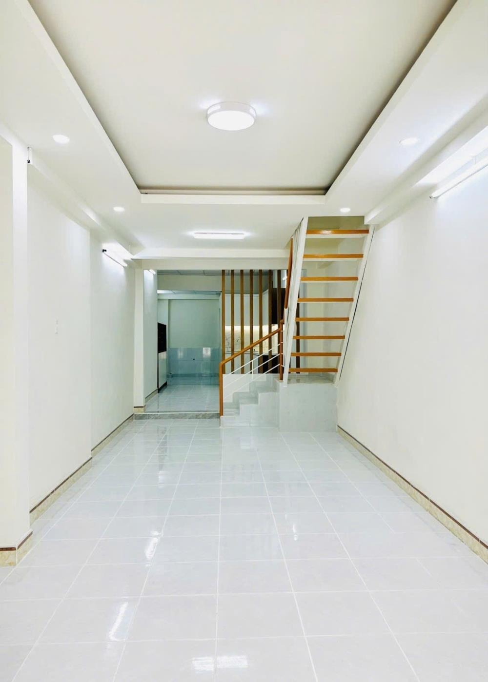Siêu phẩm MT Chợ Hiệp Phú - 60m2 - 4.95 tỷ - TL