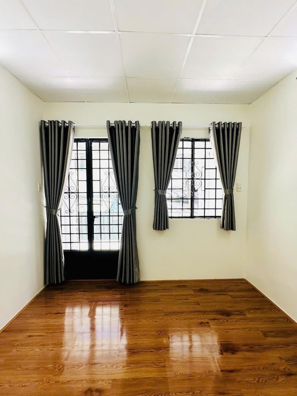 Siêu phẩm MT Chợ Hiệp Phú - 60m2 - 4.95 tỷ - TL