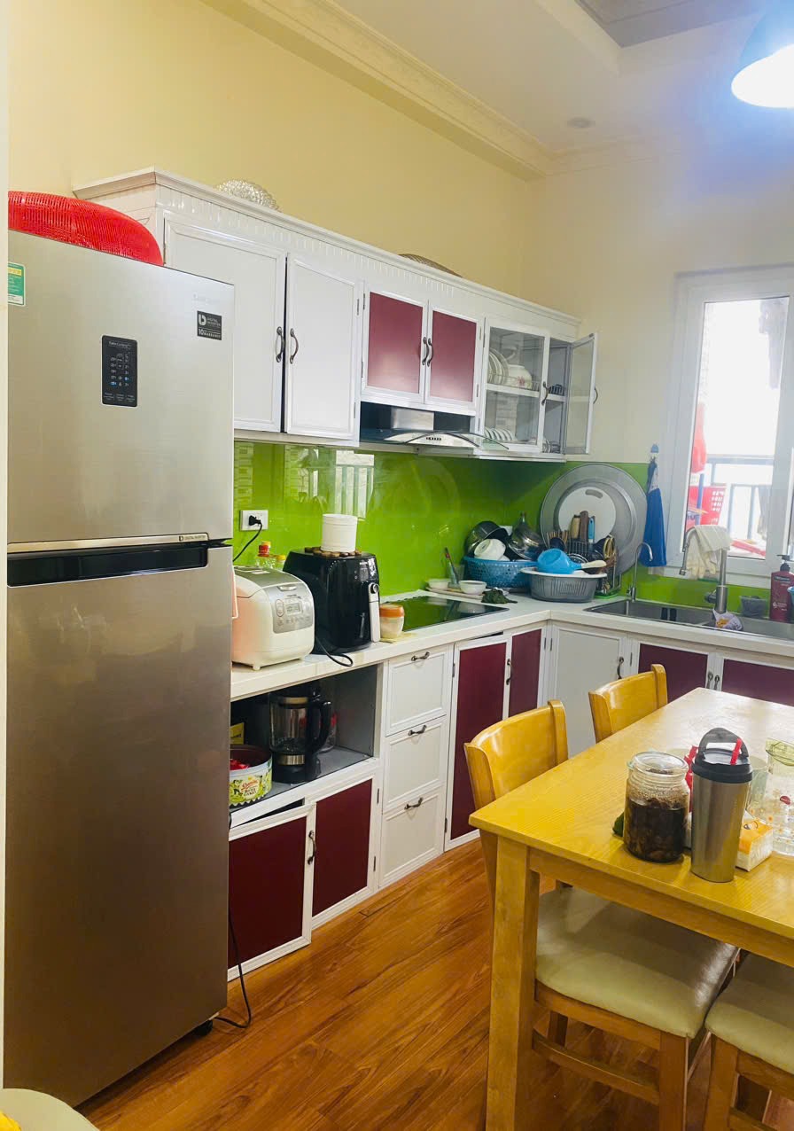 Căn hộ 65m² Full Nội Thất, Hướng Nam - Giá Chỉ 2.4 Tỷ - Thanh Hà