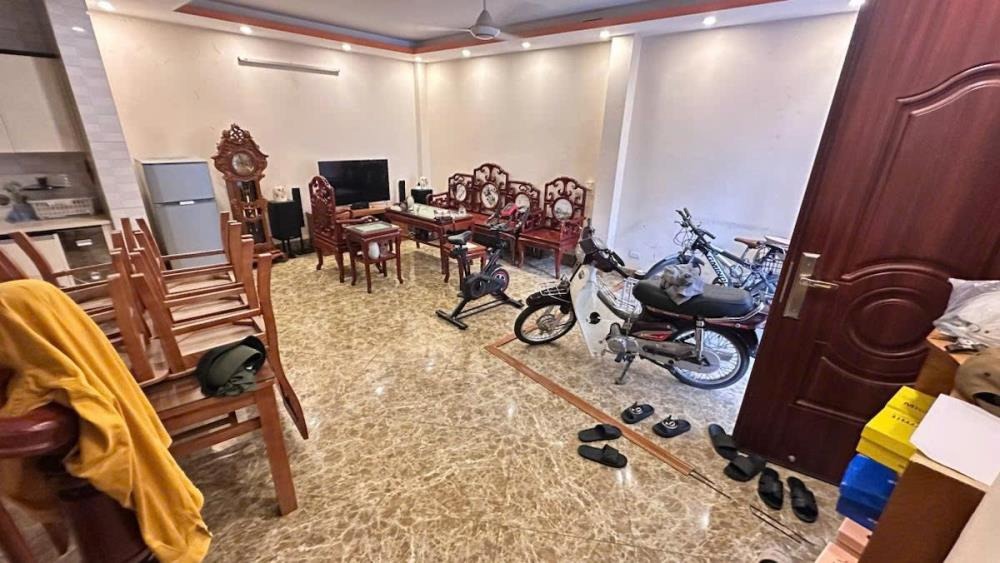 🏡 Nhà dân xây 4 tầng, góc, ô tô vào cửa, Xuân Đỉnh - Giá Tốt!
