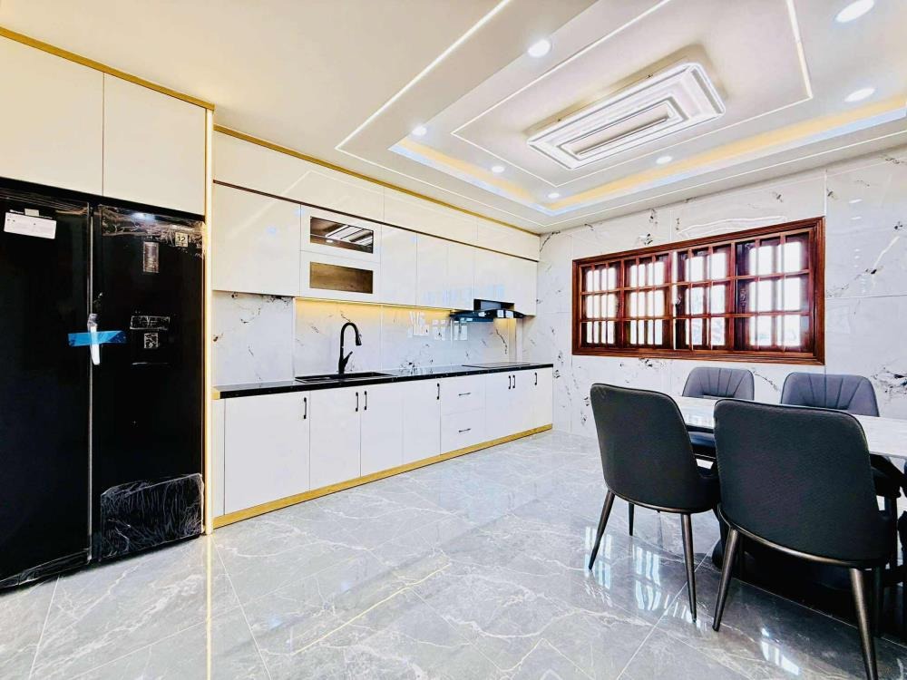 Nhà đẹp Gò Vấp - 5 tầng, 4PN, 6.6 tỷ - Ngay Kênh Tham Lương