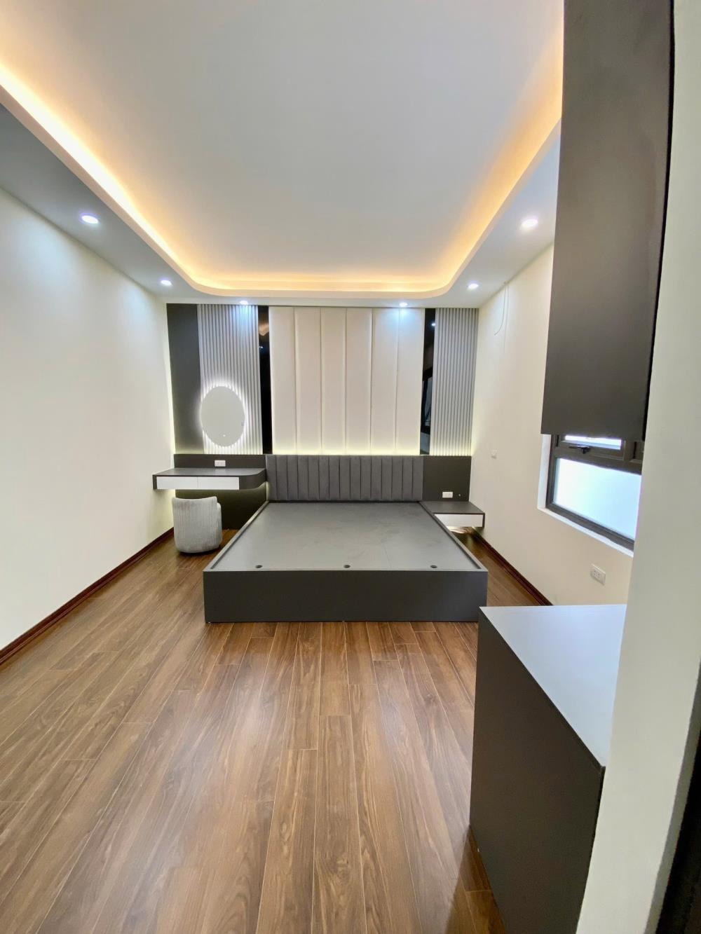 Bán nhà góc Hà Trì Hà Đông - 44m2x5T - Full NT - Oto Đỗ Cửa - Giá 10.8 tỷ TL