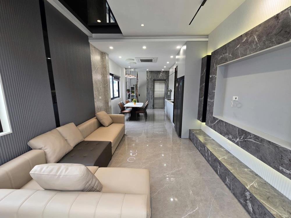Nhà Góc KD Hà Trì, Hà Đông: 44m2, Full NT, Oto Đỗ Cửa - Giá 10x Tỷ