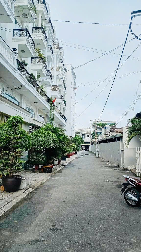 Bán Nhà 5 Tầng Tân Bình: Hẻm 8m, Phân Lô, Nguyễn Phúc Chu - 7 tỷ