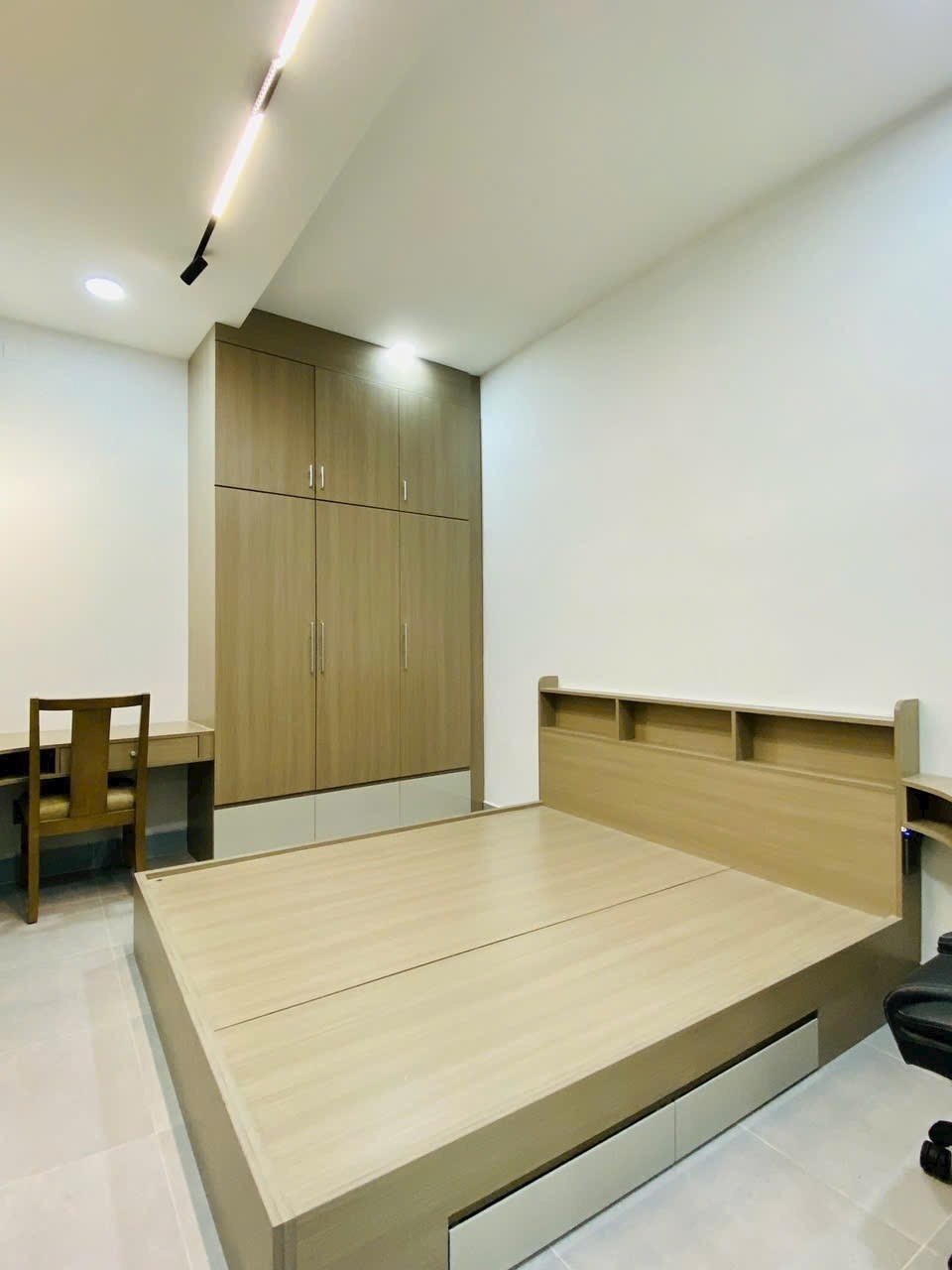 Nhà Mới Xây Nguyễn Văn Nghi 81m2, 3PN, Gần ĐHCN - 6.5 Tỷ