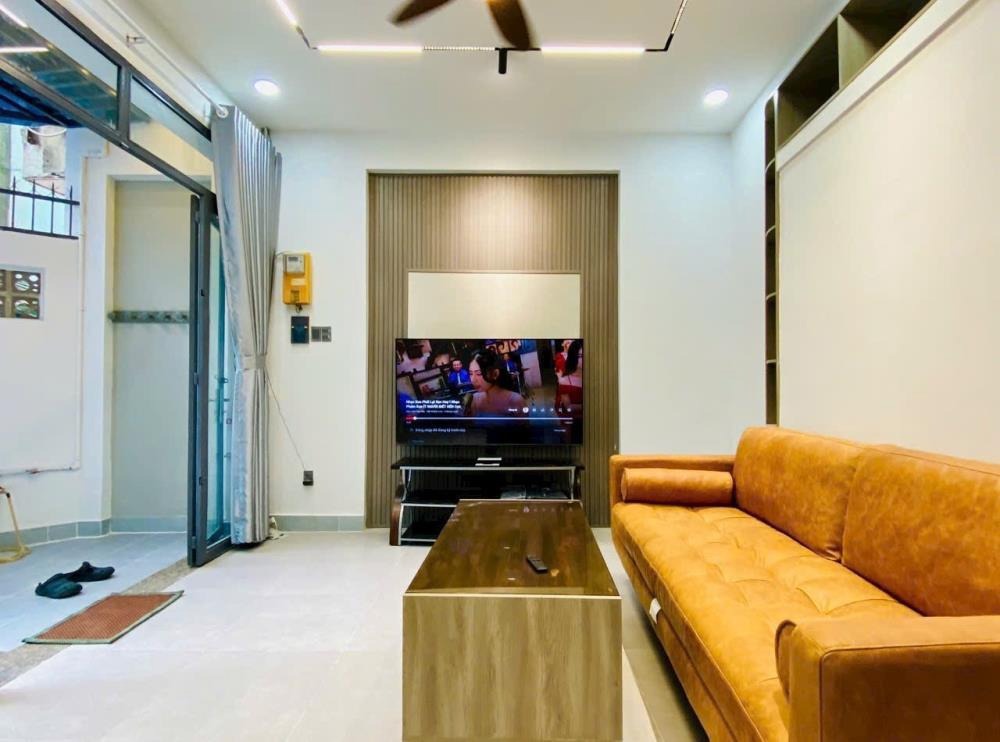 Nhà Mới Xây Nguyễn Văn Nghi 81m2, 3PN, Gần ĐHCN - 6.5 Tỷ