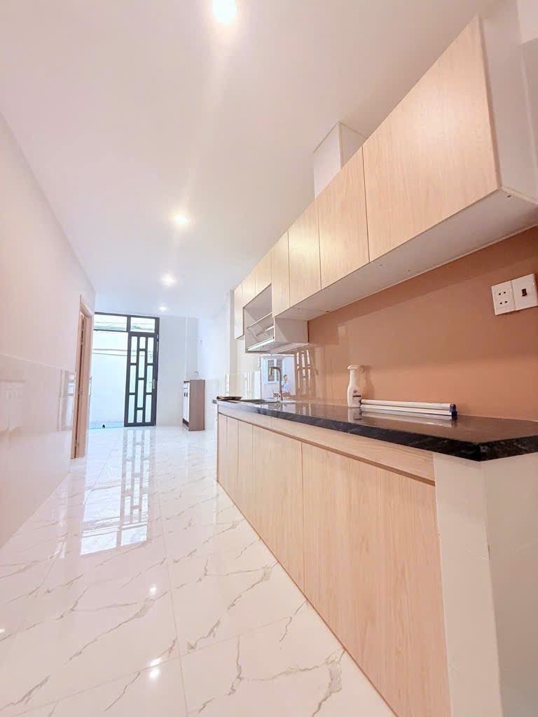 Bán nhà Quận 7: 56.7m2, 3PN, 4.9 tỷ - Hẻm Huỳnh Tấn Phát