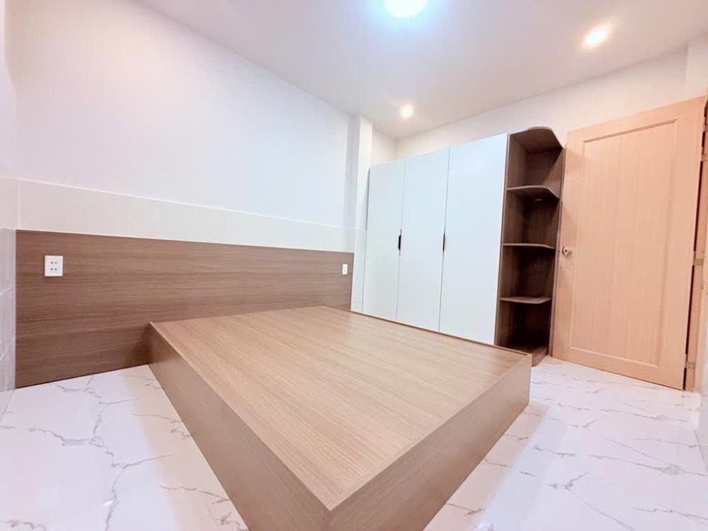 Bán nhà Quận 7: 56.7m2, 3PN, 4.9 tỷ - Hẻm Huỳnh Tấn Phát