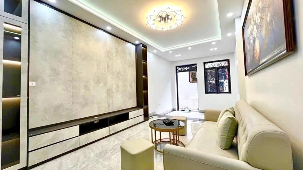 Siêu phẩm nhà mới 6 tầng, thang máy, Trần Khát Chân - Giá rẻ, gần phố