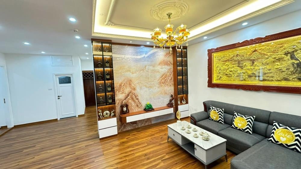 Bán Căn Hộ 24T Hoàng Đạo Thúy 140m2 - 3PN, Full Nội Thất - Giá 9.* Tỷ