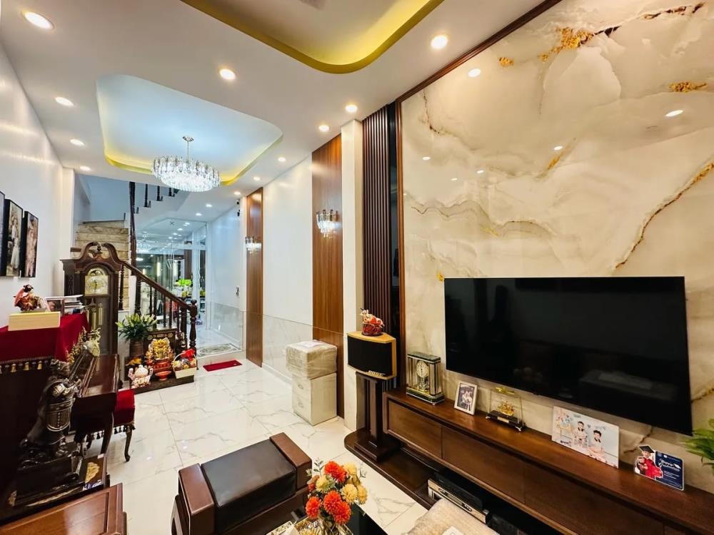 Nhà đẹp trung tâm Khương Đình - 60m2, 4 phòng ngủ, 11.5 tỷ