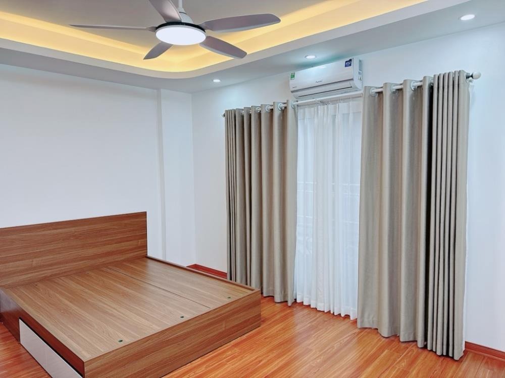Bán nhà mới full nội thất, mặt tiền, ô tô vào tận nơi - Trương Định