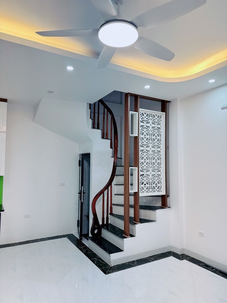 Bán nhà mới full nội thất, mặt tiền, ô tô vào tận nơi - Trương Định