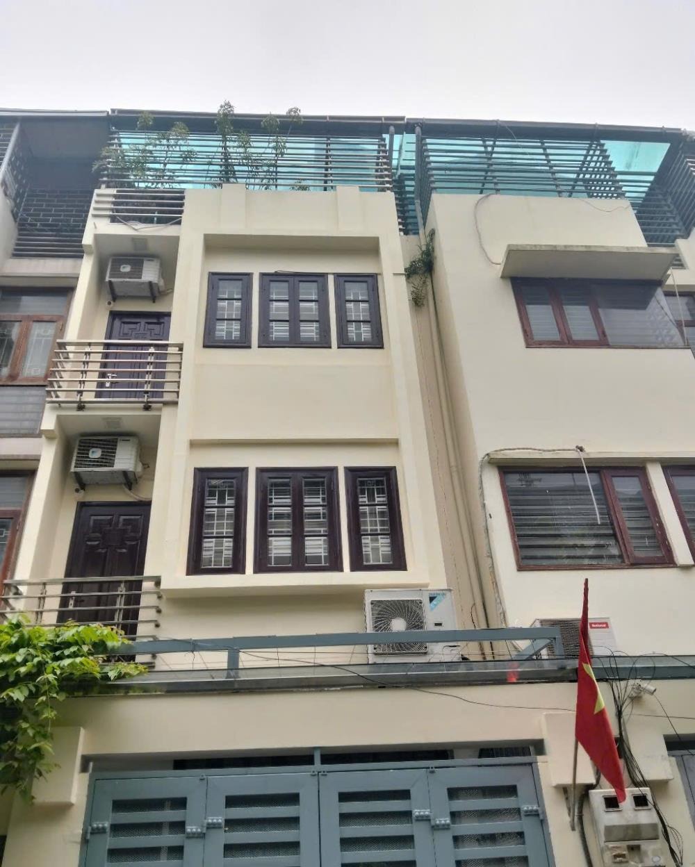Bán Nhà Quận Thanh Xuân: 75m² - 4 Tầng, Mặt Tiền 5m, Vỉa Hè, Giá 26 tỷ