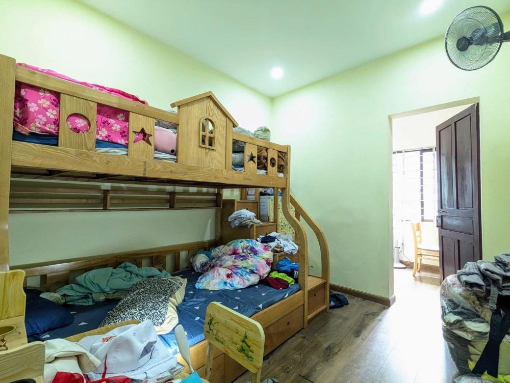 Bán nhà riêng Đống Đa: 41m2, 3 Tầng, 3 Ngủ, 7.7 Tỷ - Vị Trí Đắc Địa