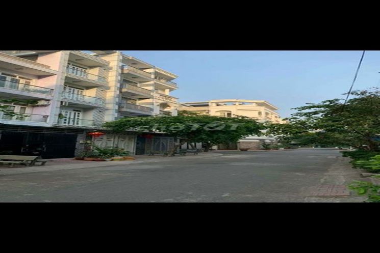 Bán đất gần Sân Bay, Đường Vườn lài, Quận 12, DT 5 x18, Đường 8m, giá 6,1 tỷ