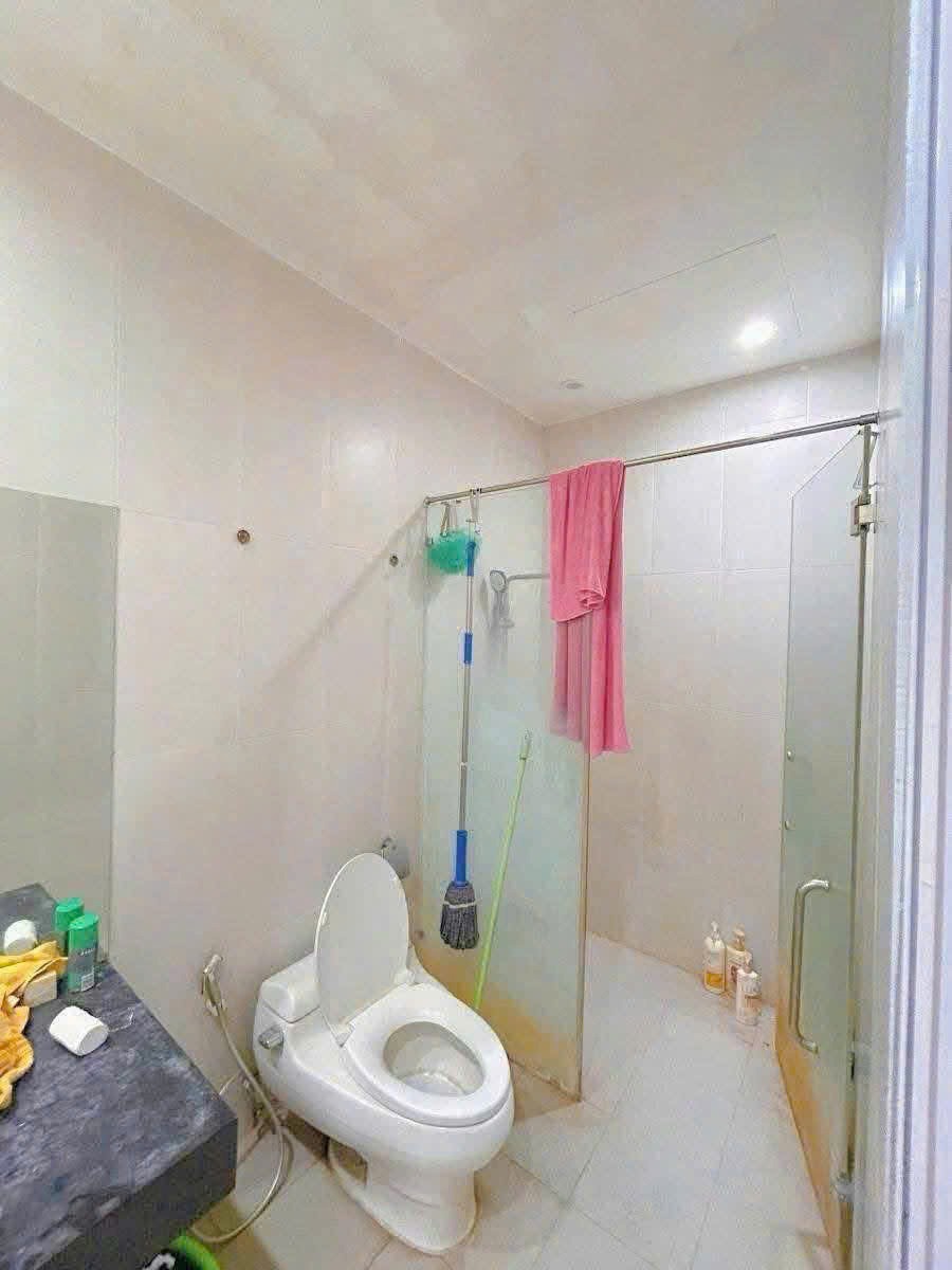 Bán nhà phố Đống Đa, 42m2, 4 tầng, ô tô đỗ cửa, giá 7.9 tỷ